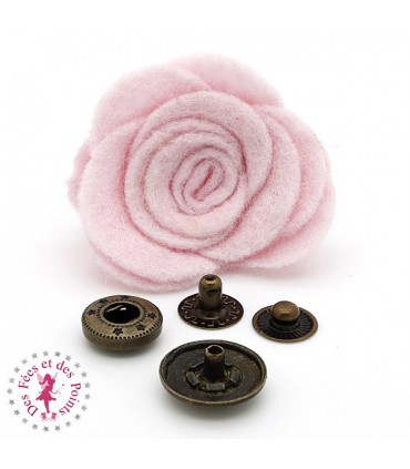 Pression métallique - Fleur coeurs