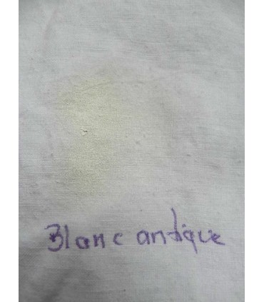 Blanc Antique