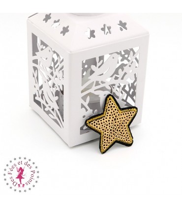 Etoiles en sequins / paillettes à thermocoller - 4 x 4 cm - Or