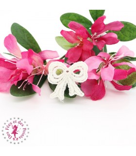 Motif en dentelle - Petit Noeud