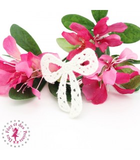 Motif en dentelle - Grand Noeud