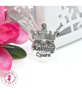 Charm / Pendentif "La Reine du Tricot" / "Knitting Queen"
