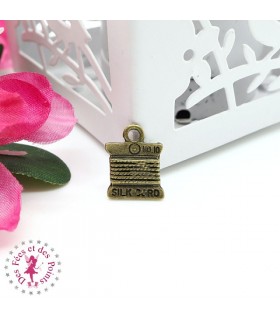 Charm / Pendentif "Cartonnette à fils"