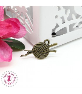 Charm / Pendentif "Pelote de Laine"