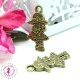 Charm/ Pendentif "Fillette au Nounours"