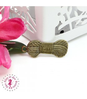 Charm / Pendentif "Pelote Mohair"
