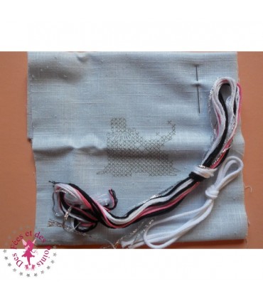 Kit Sachet à broder Pierrot Romantique