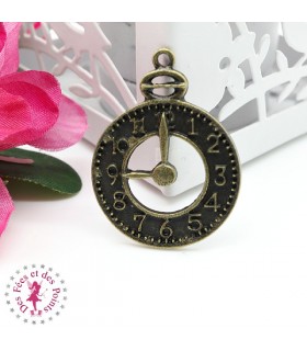 Charm / Pendentif "Il est 9 heures"