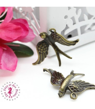 Charm / Pendentif "Hirondelle vole"