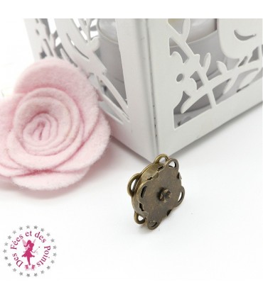 Aimant à coudre - Carré - 14 mm - Bronze antique