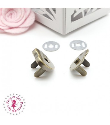 Fermoir magnétique / Aimant - Coeur - 18 mm - Bronze antique