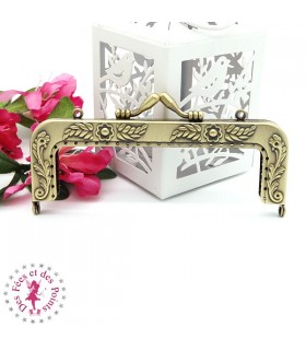 Fermoir métallique rectangulaire - Embossage fleuri - 12 cm - Bronze antique