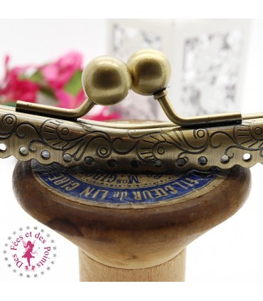 Fermoir métallique arrondi - "Anse fleurs" - 20.5 cm - Gravé - Bronze antique