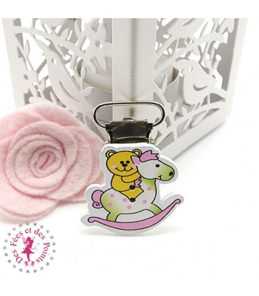 Pince en bois - Nounours sur cheval à bascule