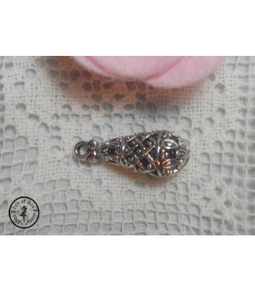 Charm "Larme Baroque"