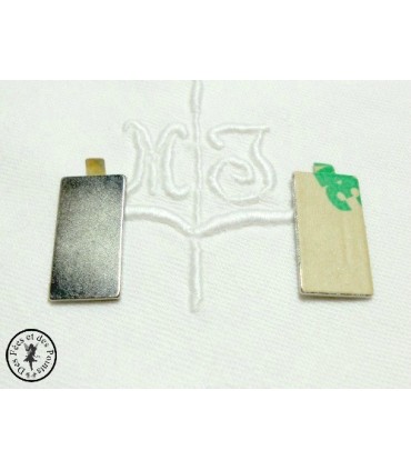 Aimants rectangulaires autocollants - 20 x 10 mm