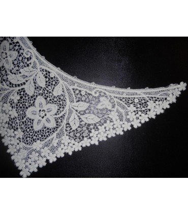 Col en dentelle Ivoire