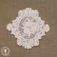 Motif en dentelle - Médaillon aux roses