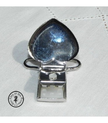 Pince métallique coeur