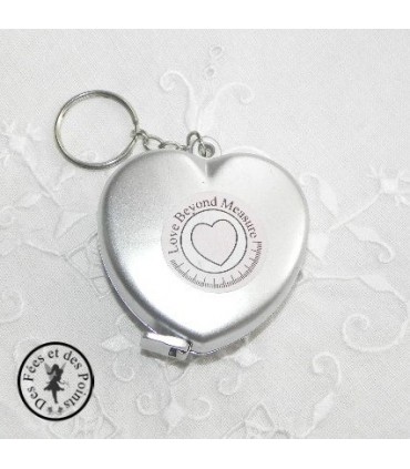 Centimètre déroulant coeur -gris argent