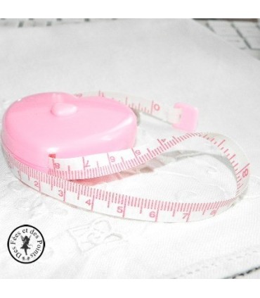 Centimètre déroulant coeur -gris argent