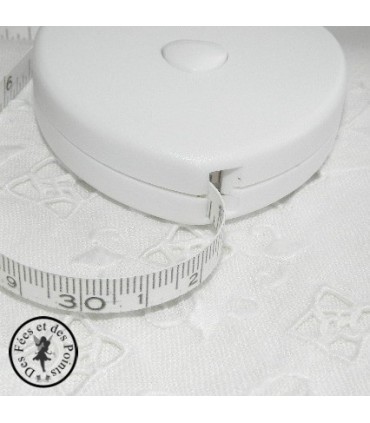 Centimètre déroulant coeur -blanc mat
