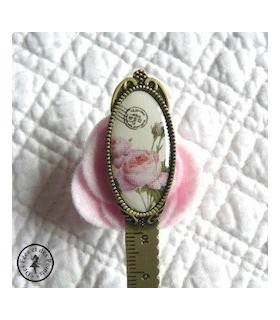 Règle métallique "Médaillon Rose"