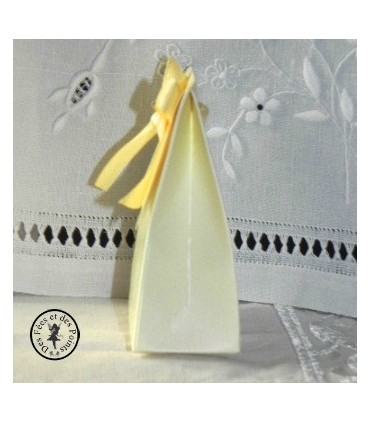 Boite cadeau jaune printanier