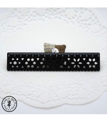 Règle en bois dentelle - Noir - Coeur