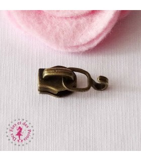 Curseur à crochet - Bronze antique